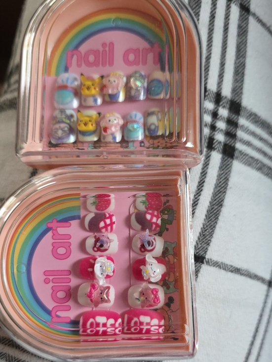 no brand Other - Kids Pink Rainbow Nail Art Press-On Set with Cute Characters